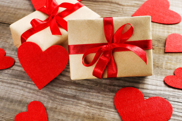 good Valentines day gifts for family
