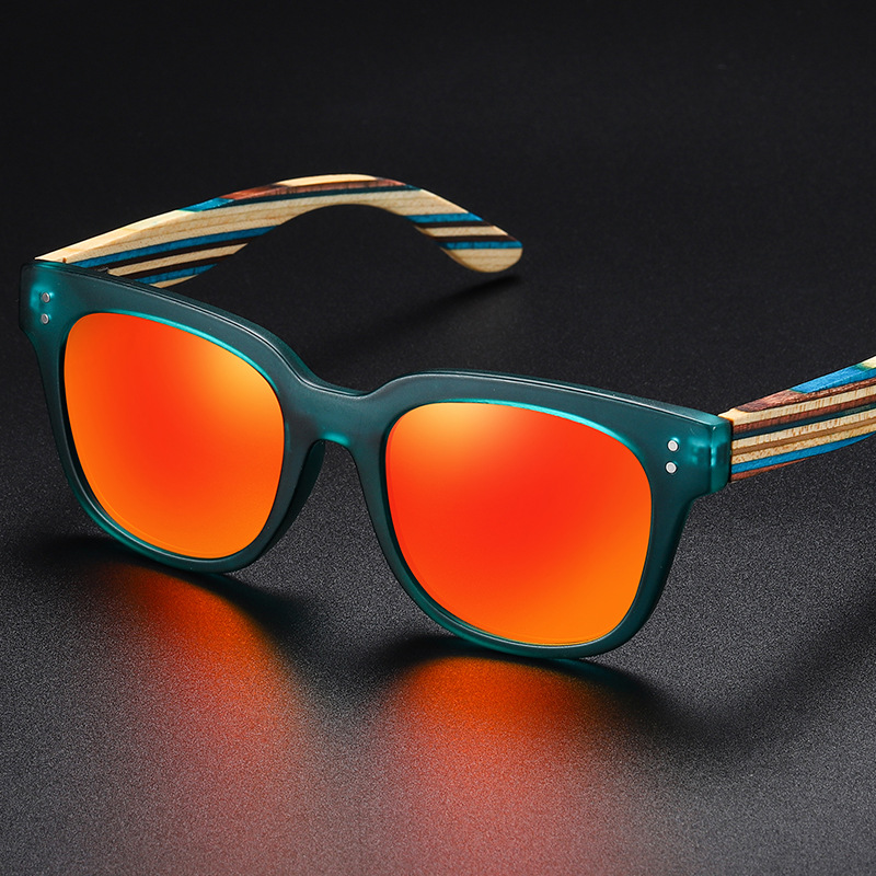 Stylish Wooden Sunglasses