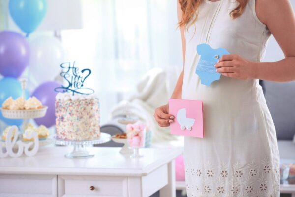 gender reveal gifts for mom and dad